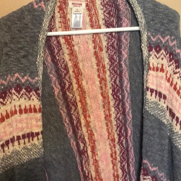 Mossimo sweater - Picture 2 of 3